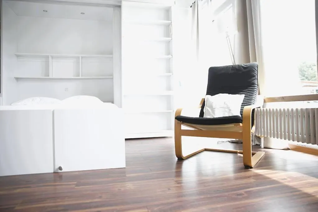 Sunny & Cozy Studio With Shared Swimming Pool contacts
